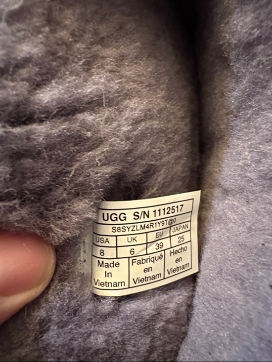 UGG Classic Mini Zodiac Boots Grey Size 8 NWOB - Picture 9 of 9